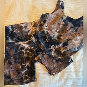 Lululemon Align short and tank.